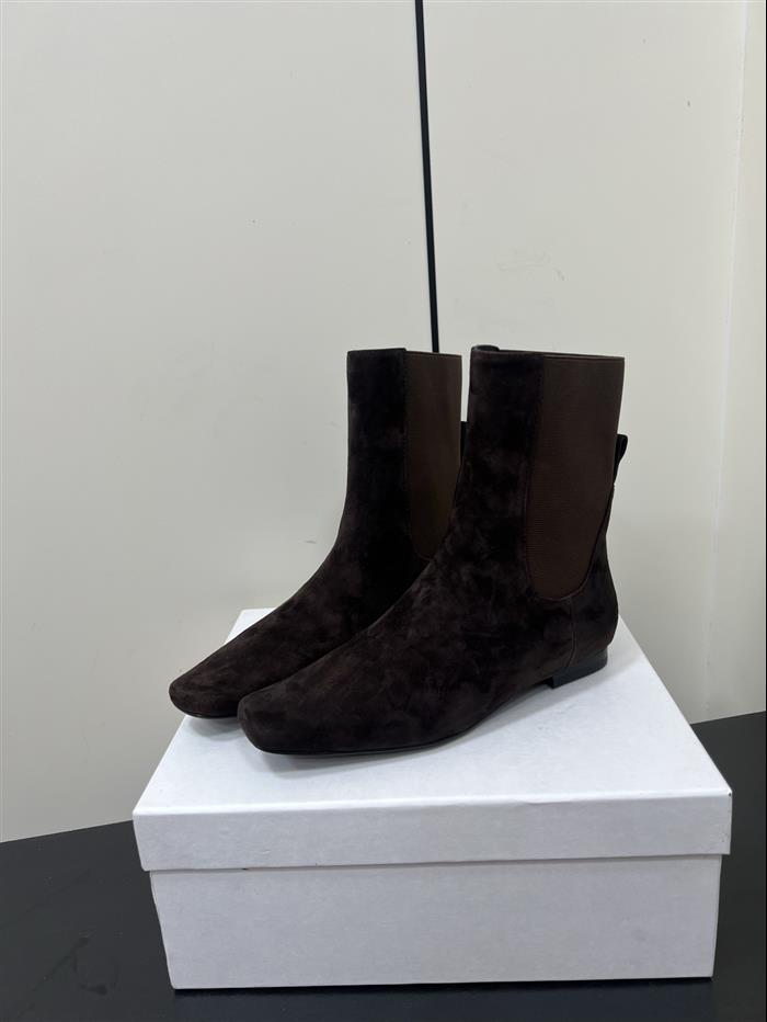 20251128174314794 370